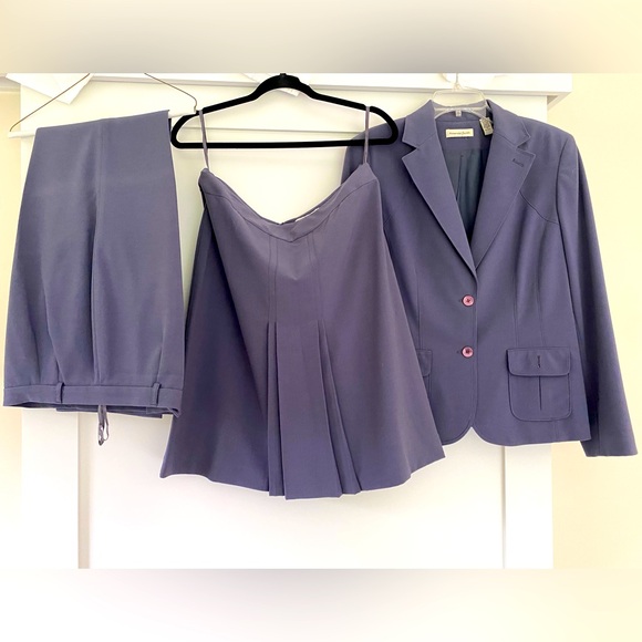 Gorgeous plum color Amanda Smith suit with Jacket, lined pants and skirt. - Picture 1 of 7